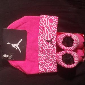 Jordan/Nike infant cap and booties